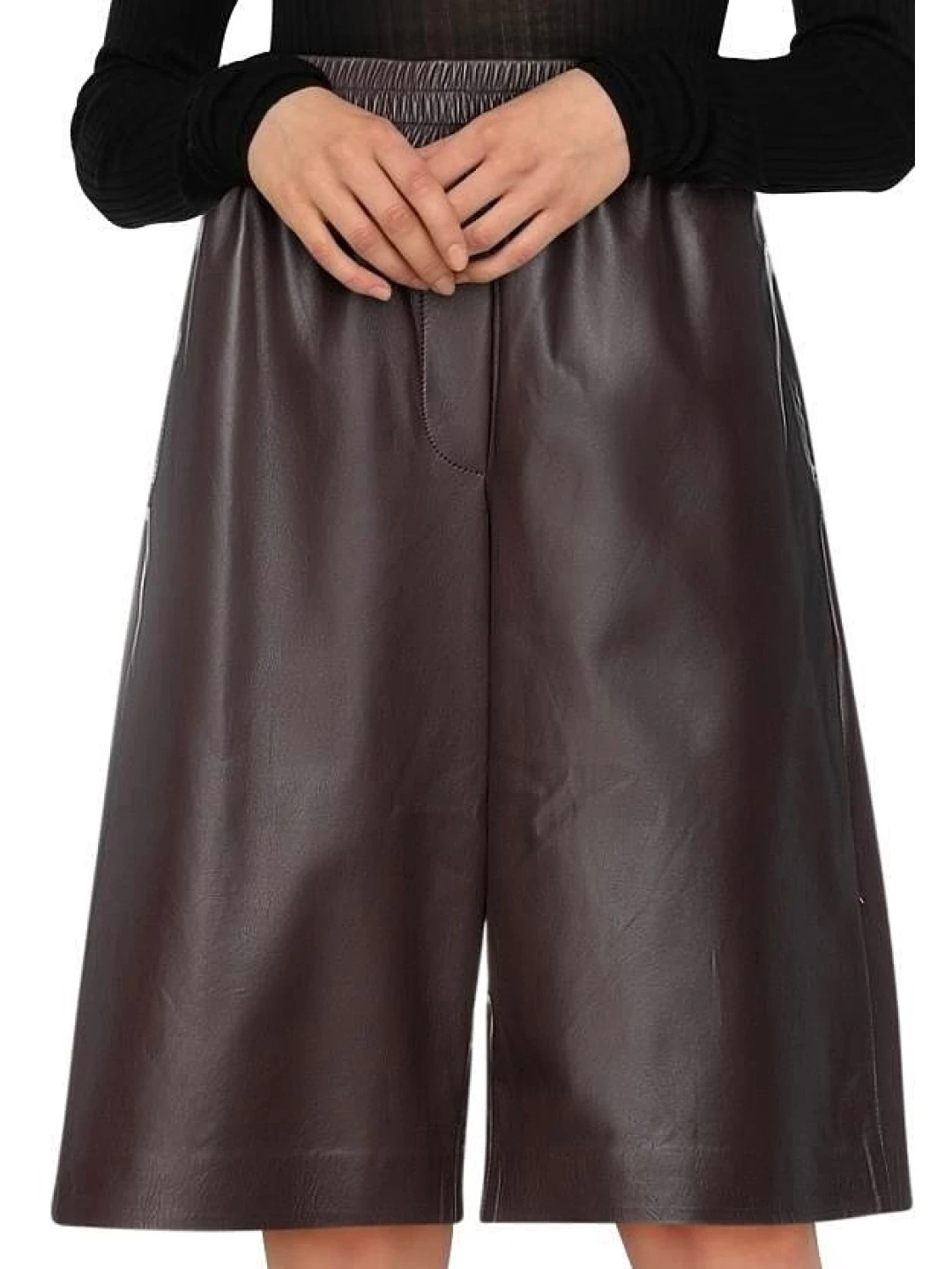 Multipockets Dark Brown Leather Short