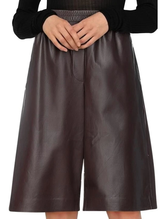 Multipockets Dark Brown Leather Short