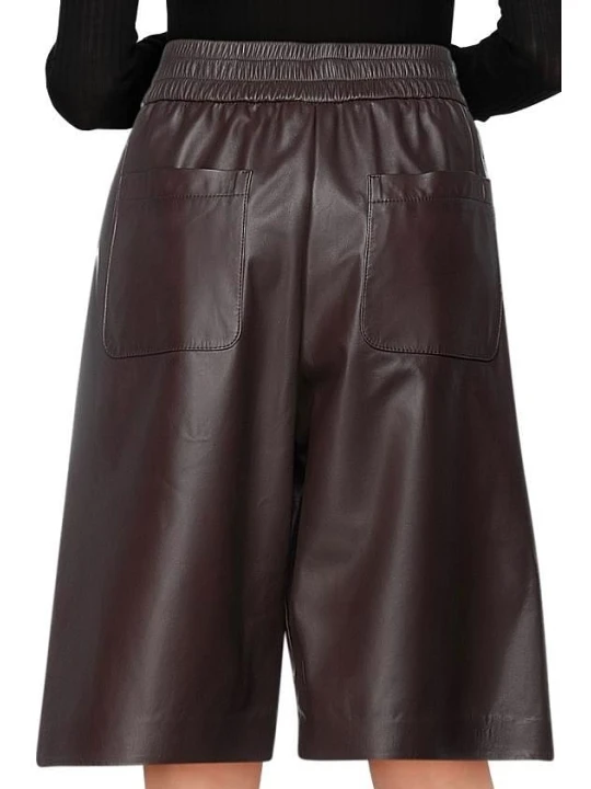 Multipockets Dark Brown Leather Short