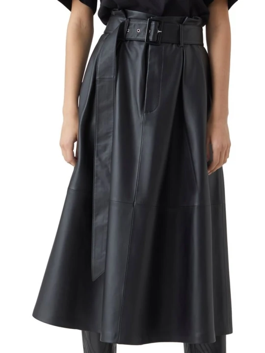 Elegant Black Leather Skirt With Belt
